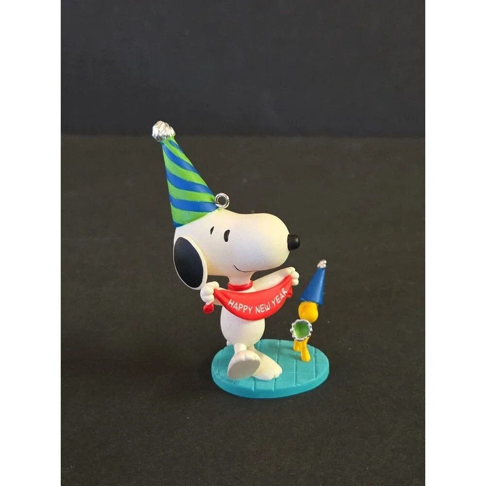 Hallmark Keepsake Ornament 2014 New Year's Celebration Peanuts Snoopy Woodstock